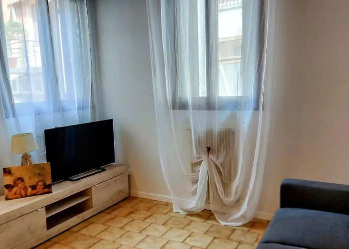 アパート Proti *